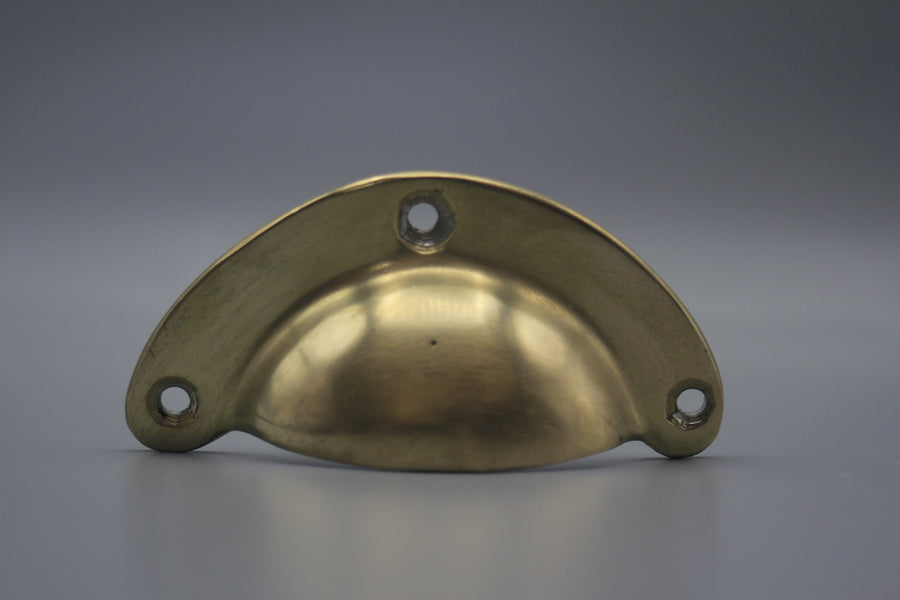 Antique Brass cup handles, Cup Cabinet Handles Retro Shell Shape Knobs for Dresser Cupboard Kitchen Furniture Decoration, with Screws