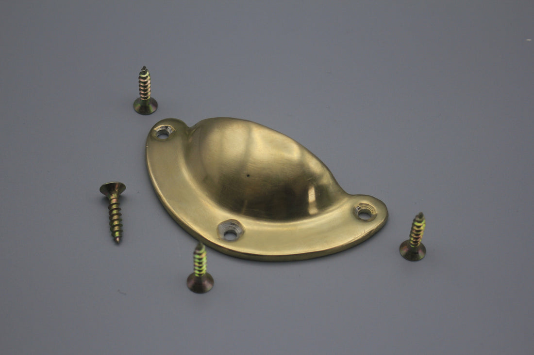 Antique Brass cup handles, Cup Cabinet Handles Retro Shell Shape Knobs for Dresser Cupboard Kitchen Furniture Decoration, with Screws